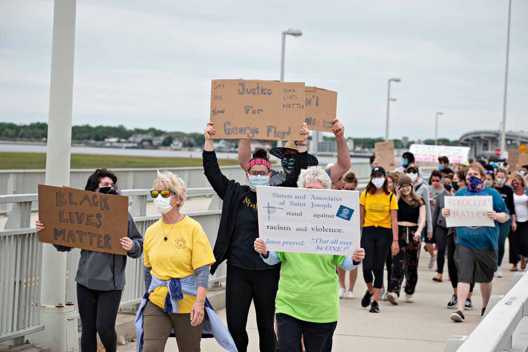 060320_nws_ocprotest